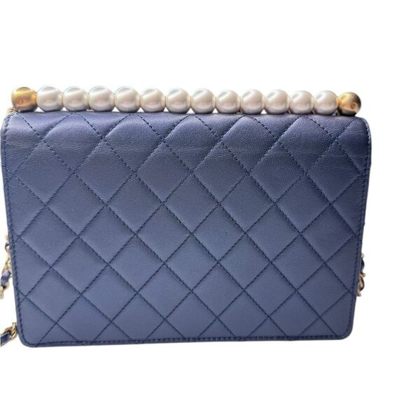 Chanel Iridescent Small Chic Pearls Flap Bag - Picture 6 of 13